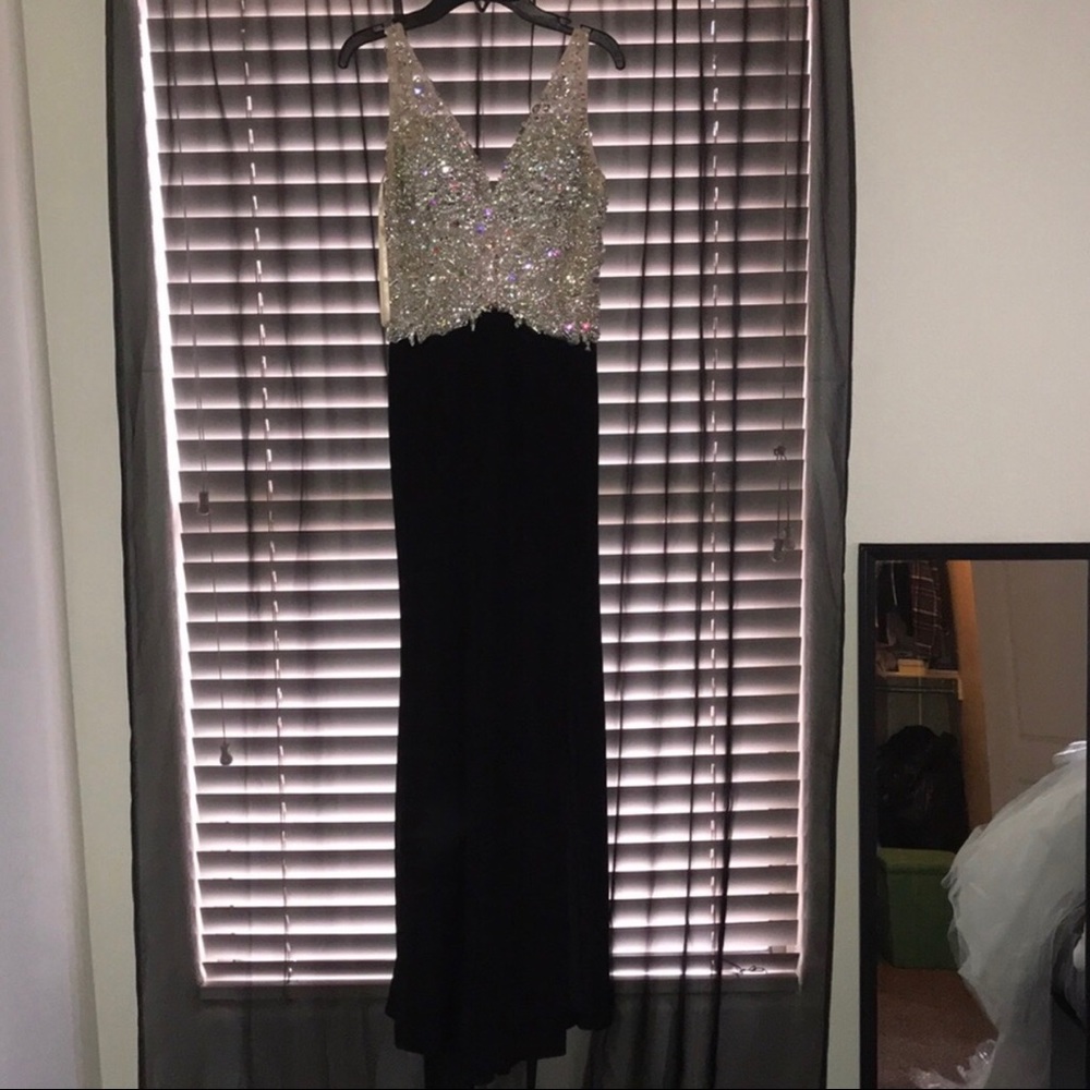 Embroidered Prom black dress with slit